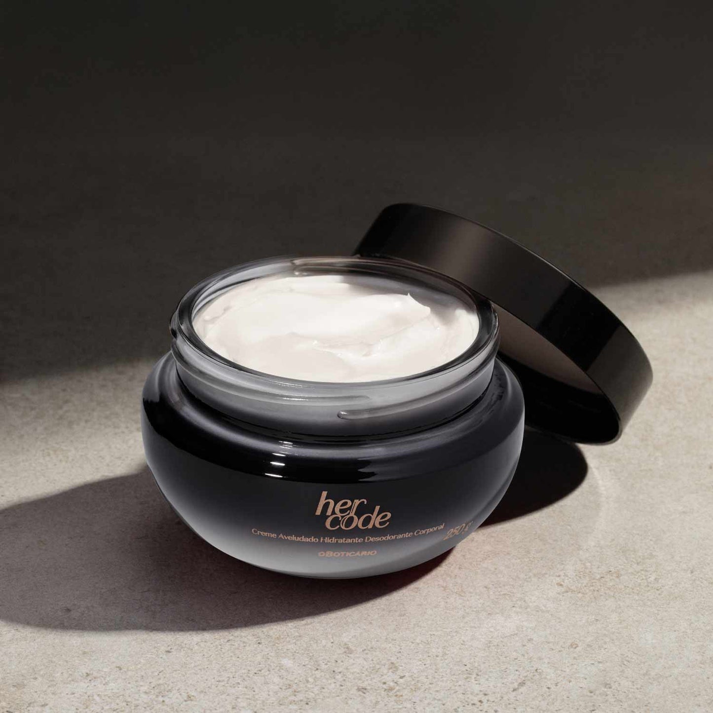 Crema Corporal Hidratante Aterciopeleada Her Code 200ml