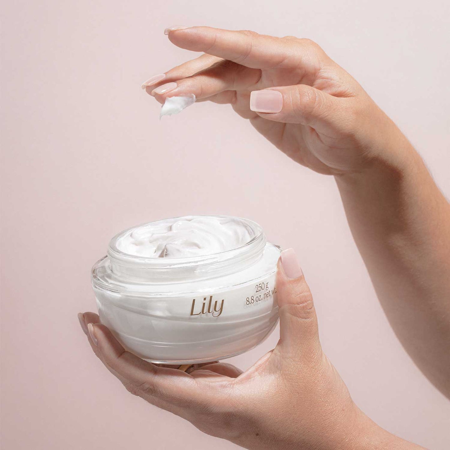 Crema Hidratante Satinada Corporal Lily
