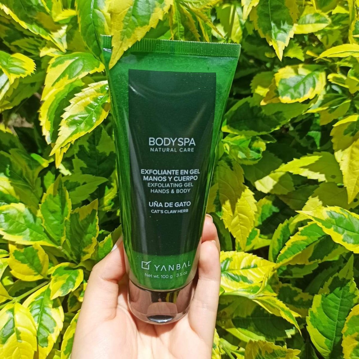 Exfoliante en Gel para Manos y Cuerpo Body Spa Uña de Gato - Beaute Florale