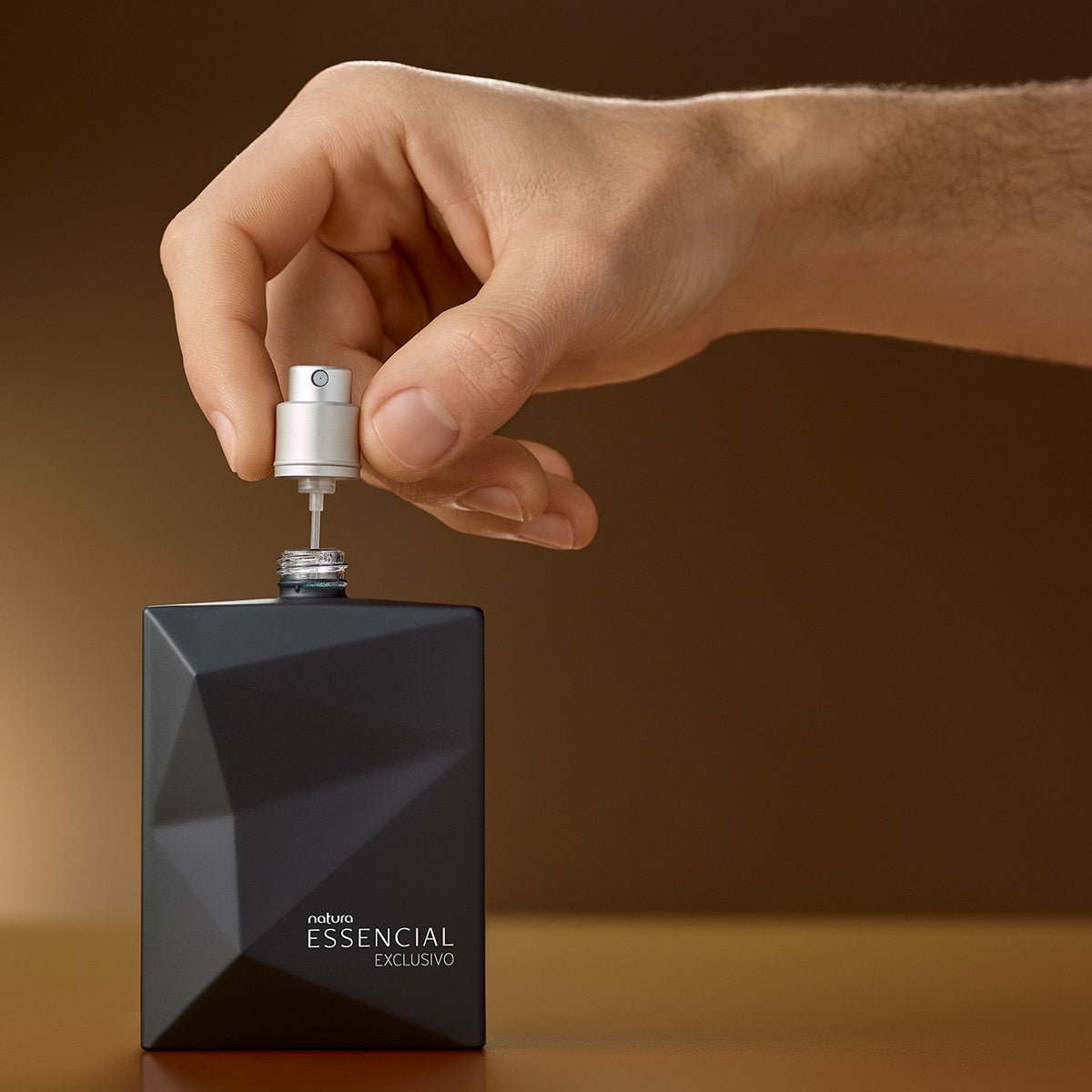Repuesto Essencial exclusivo Fragancia Masculina - Beaute Florale