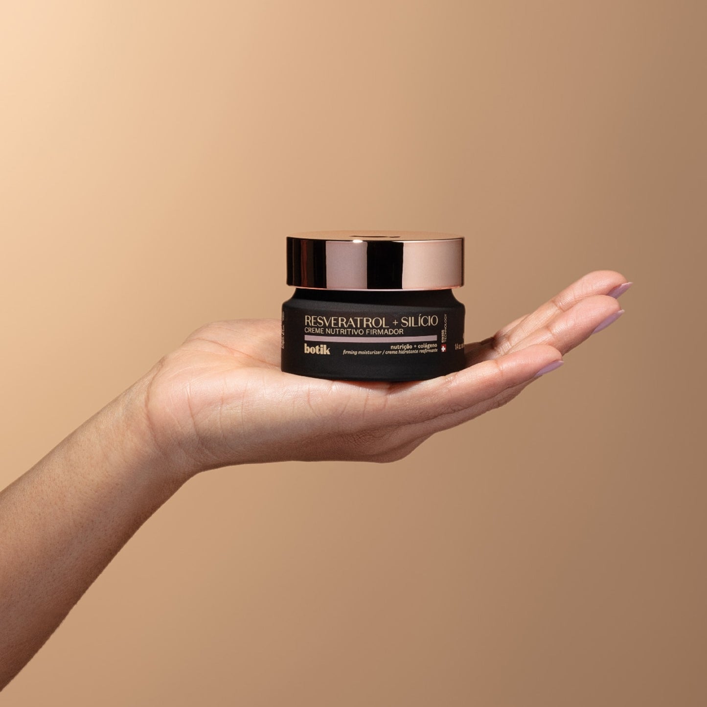 Crema nutritiva reafirmante con resveratrol y silicio