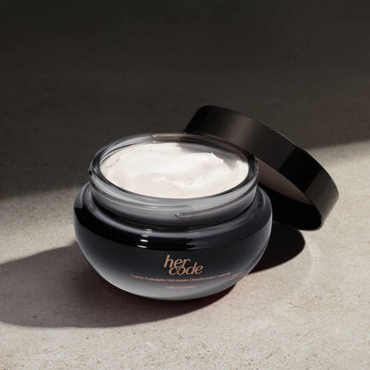Crema Corporal Hidratante Aterciopeleada Her Code 200ml