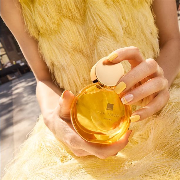 Avon Far Away Shine