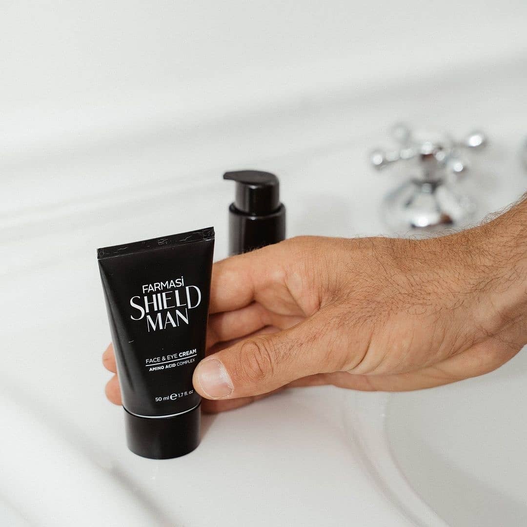 Farmasi Crema para rostro y ojos Shield Man