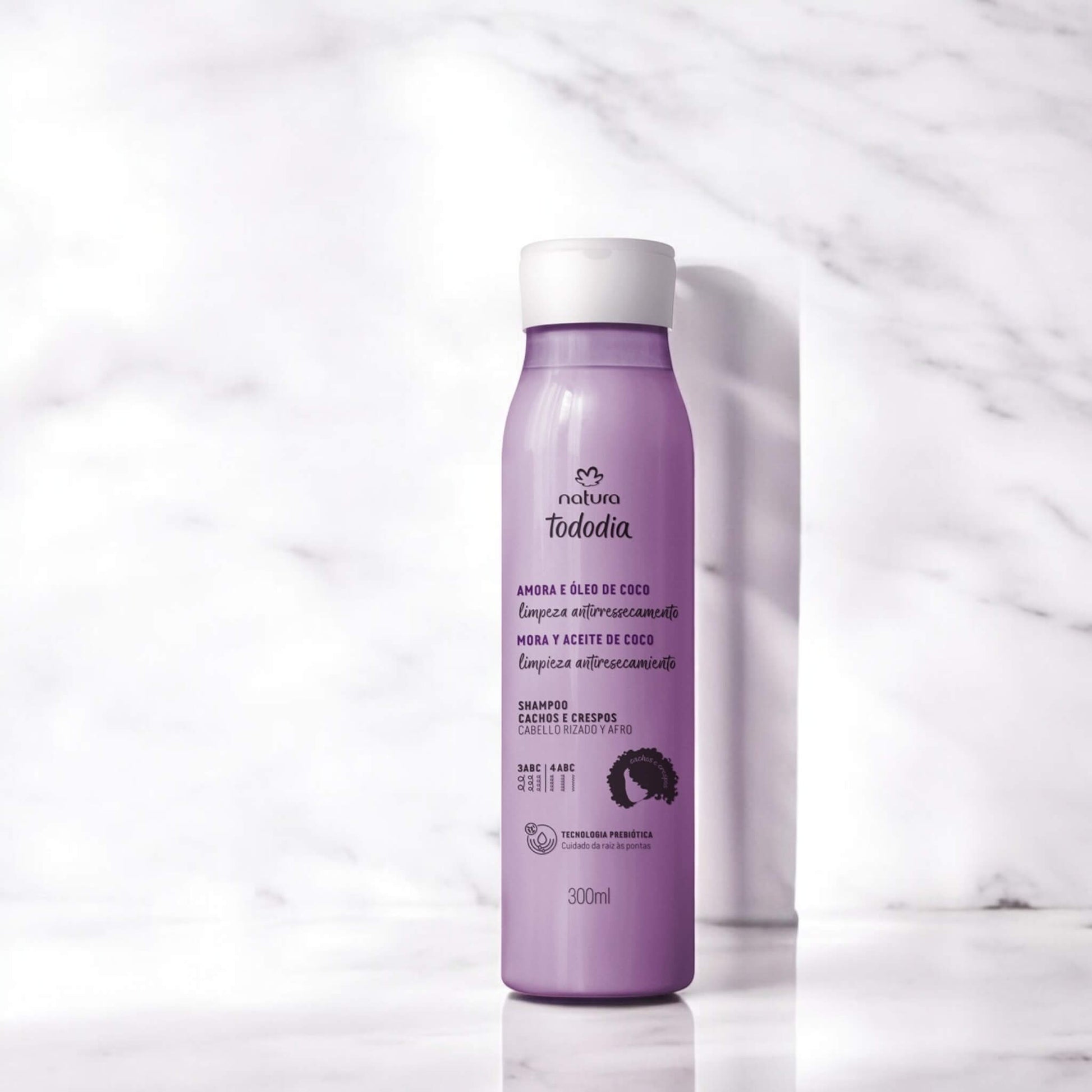 Natura Shampoo para cabellos rizos y afros Mora y Aceite de coco