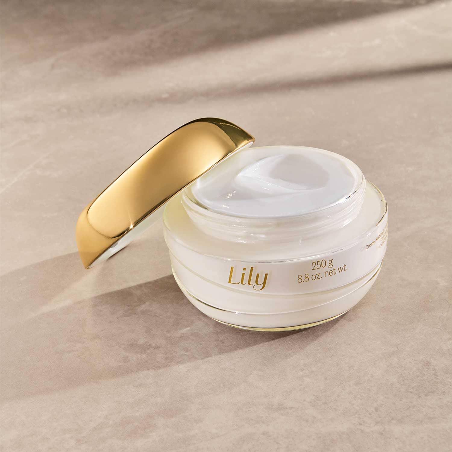 Oboticario Crema Hidratante Satinada Corporal Lily