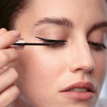 Natura Delineador Matte Peel Off Negro