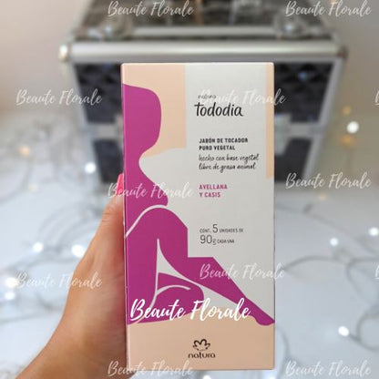 Natura Tododia Jabón en Barra Puro Vegetal Avellana y Casis