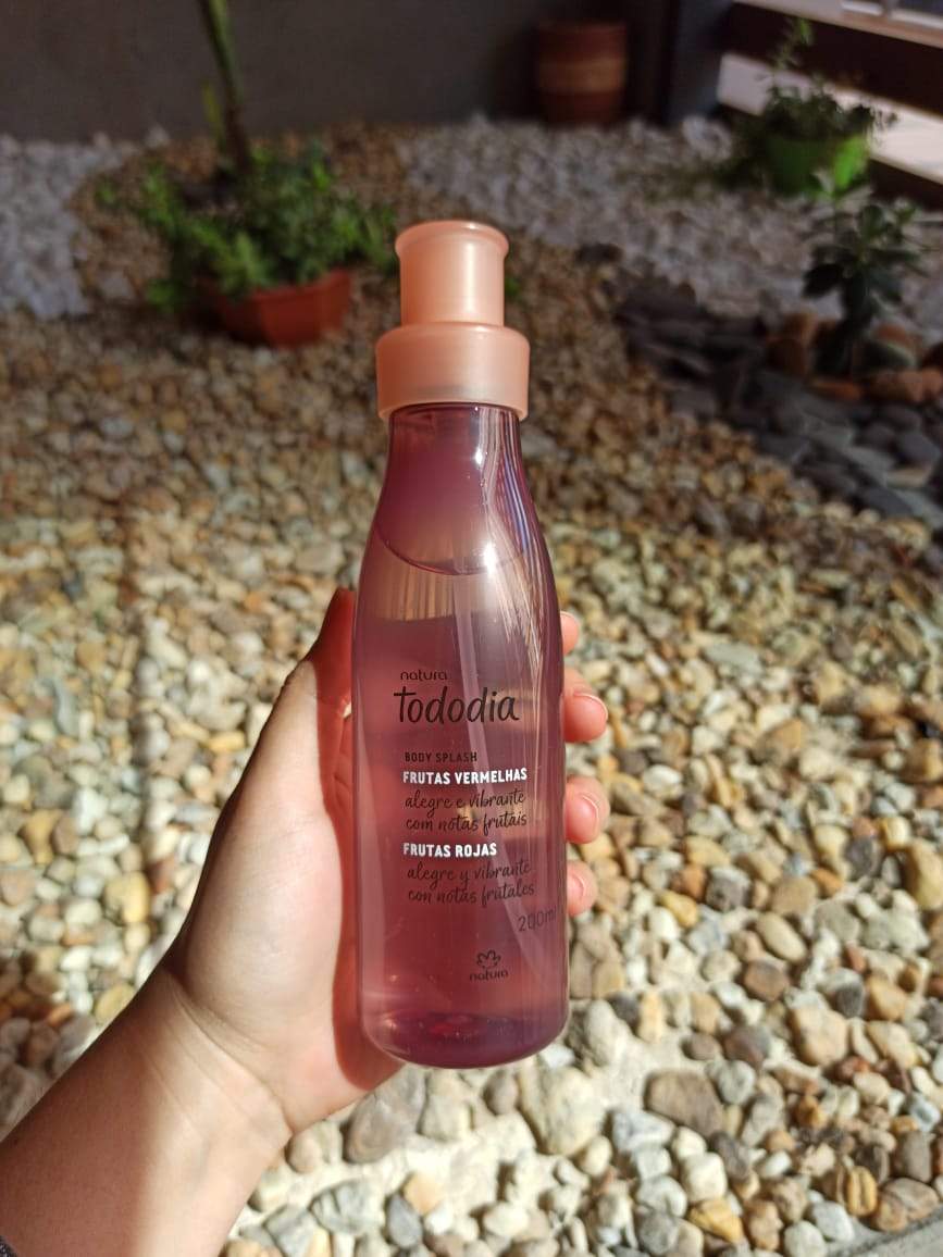 Natura Tododia Spray Corporal Perfumado Frutas Rojas